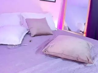 MissPocahontass's Live Sex Cam Show