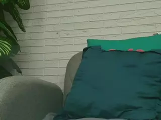 Nydia-Skinner's Live Sex Cam Show