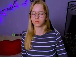 queen-tasty's Live Sex Cam Show