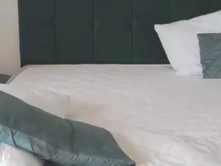 senigrande's Live Sex Cam Show