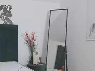 senigrande's Live Sex Cam Show