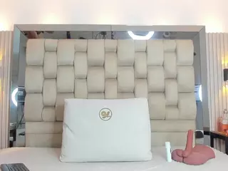 Yasmin-Adams's Live Sex Cam Show