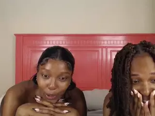 crystalshay's Live Sex Cam Show