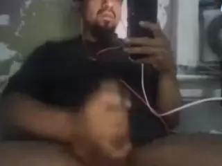 elmonstro690's Live Sex Cam Show