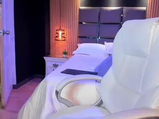 EmilyRoberts9's Live Sex Cam Show