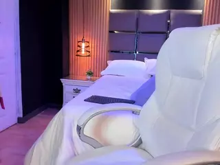 EmilyRoberts9's Live Sex Cam Show