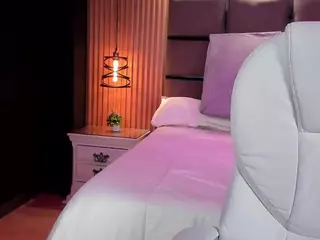 EmilyRoberts9's Live Sex Cam Show