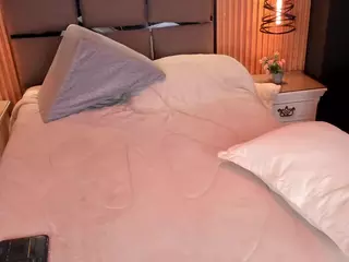 EmilyRoberts9's Live Sex Cam Show