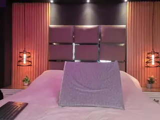 EmilyRoberts9's Live Sex Cam Show