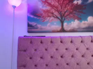 Julianaa-Castro's Live Sex Cam Show