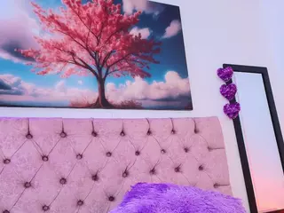 Julianaa-Castro's Live Sex Cam Show