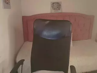lilytk's Live Sex Cam Show