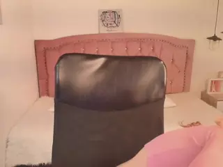 lilytk's Live Sex Cam Show