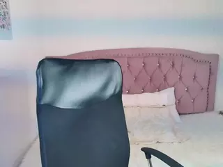 lilytk's Live Sex Cam Show
