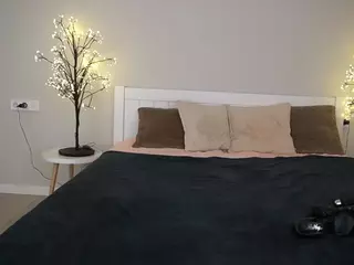 LunaLicks's Live Sex Cam Show