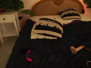 LunaLicks's Live Sex Cam Show