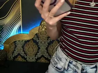 LunaLicks's Live Sex Cam Show