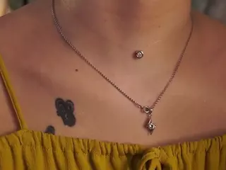 LynneBaber's Live Sex Cam Show