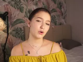 LynneBaber's Live Sex Cam Show