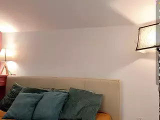 Medea-Queen's Live Sex Cam Show
