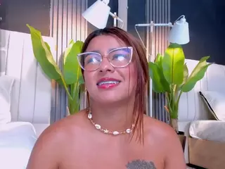misssnaomi's Live Sex Cam Show