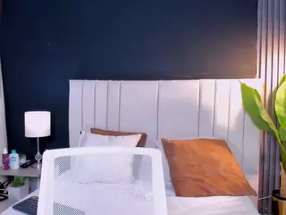 misssnaomi's Live Sex Cam Show
