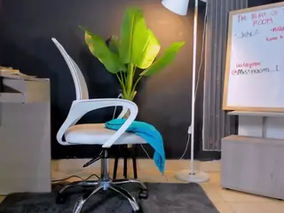 misssnaomi's Live Sex Cam Show