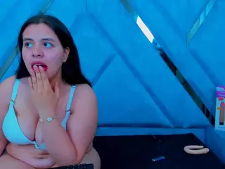 Purple-girls's Live Sex Cam Show