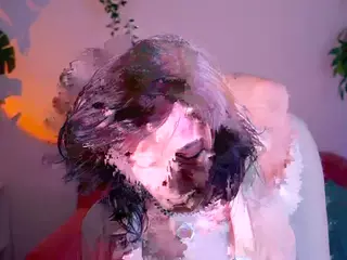 VivianLy's Live Sex Cam Show