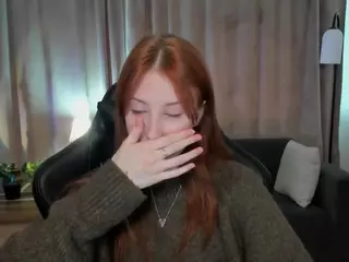 Alicexcute's Live Sex Cam Show