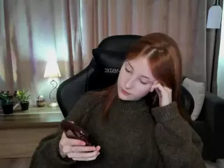 Alicexcute's Live Sex Cam Show