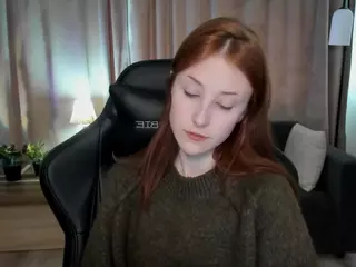 Alicexcute's Live Sex Cam Show