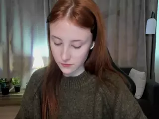 Alicexcute's Live Sex Cam Show