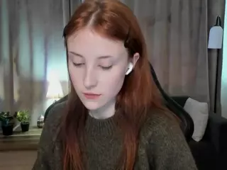 Alicexcute's Live Sex Cam Show