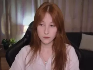 Alicexcute's Live Sex Cam Show