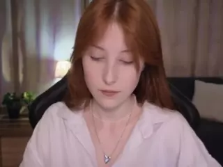 Alicexcute's Live Sex Cam Show