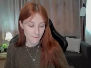 Alicexcute's Live Sex Cam Show