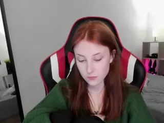 Alicexcute's Live Sex Cam Show