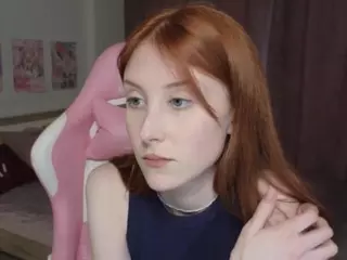 Alicexcute's Live Sex Cam Show