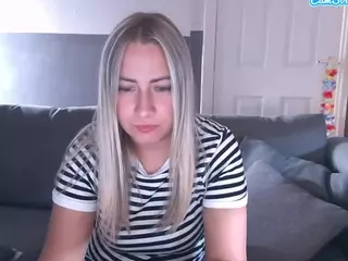 Bunnyela's Live Sex Cam Show