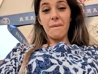 cleosexylittle07's Live Sex Cam Show