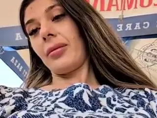 cleosexylittle07's Live Sex Cam Show
