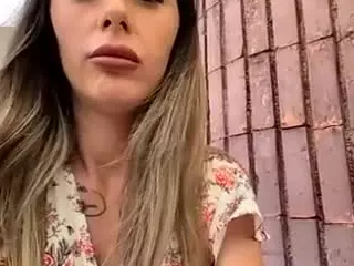 cleosexylittle07's Live Sex Cam Show