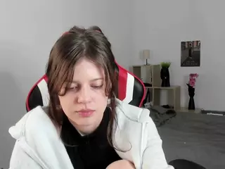 Esterias's Live Sex Cam Show