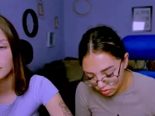 eva-smiiith's Live Sex Cam Show