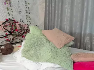Mia-art's Live Sex Cam Show