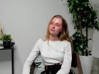 OdelynFurness's Live Sex Cam Show