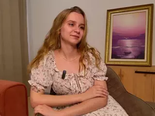 OdelynFurness's Live Sex Cam Show