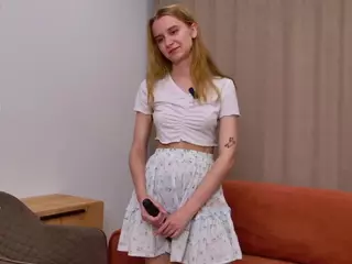 OdelynFurness's Live Sex Cam Show