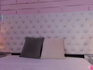 alondra77's Live Sex Cam Show